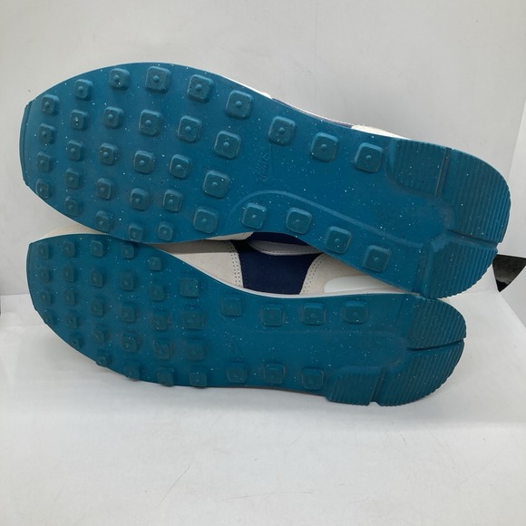 Nike Blue and White Athletic Shoes - Picture 7 of 11